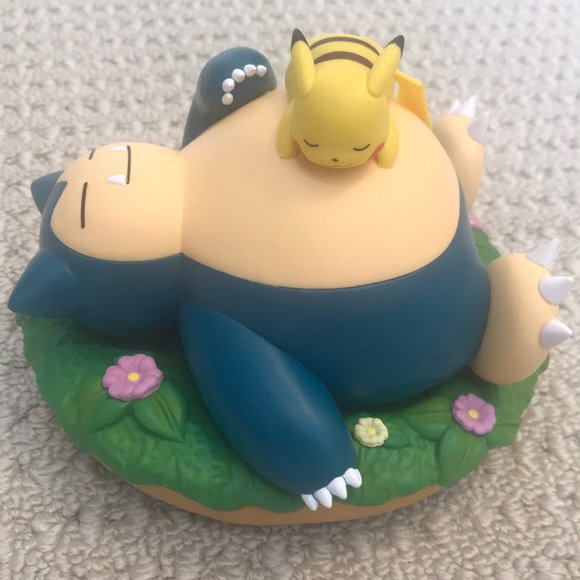 Pokemon - Snorlax and pikachu figure (New)